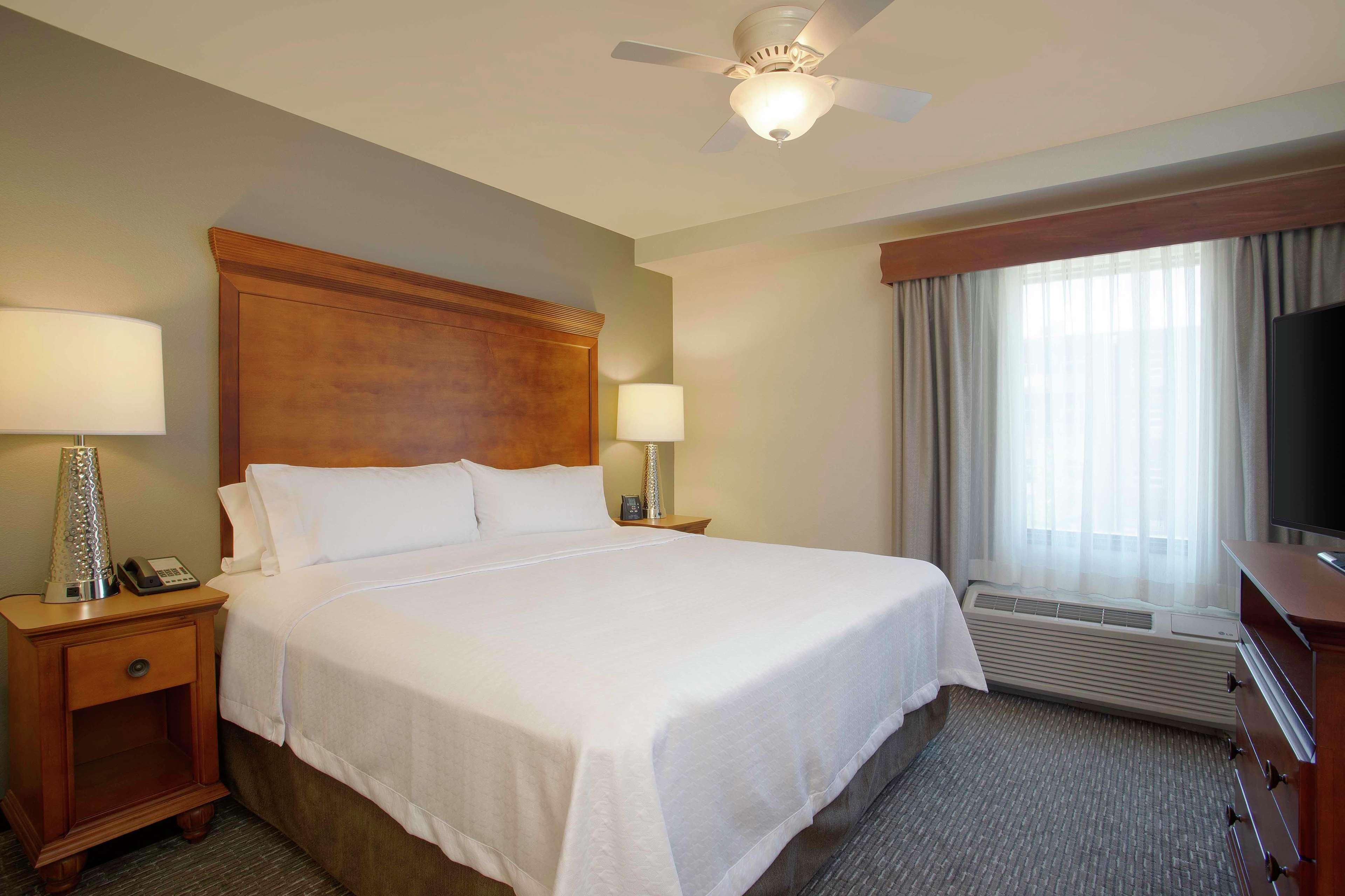 Homewood Suites By Hilton Omaha - Downtown Extérieur photo