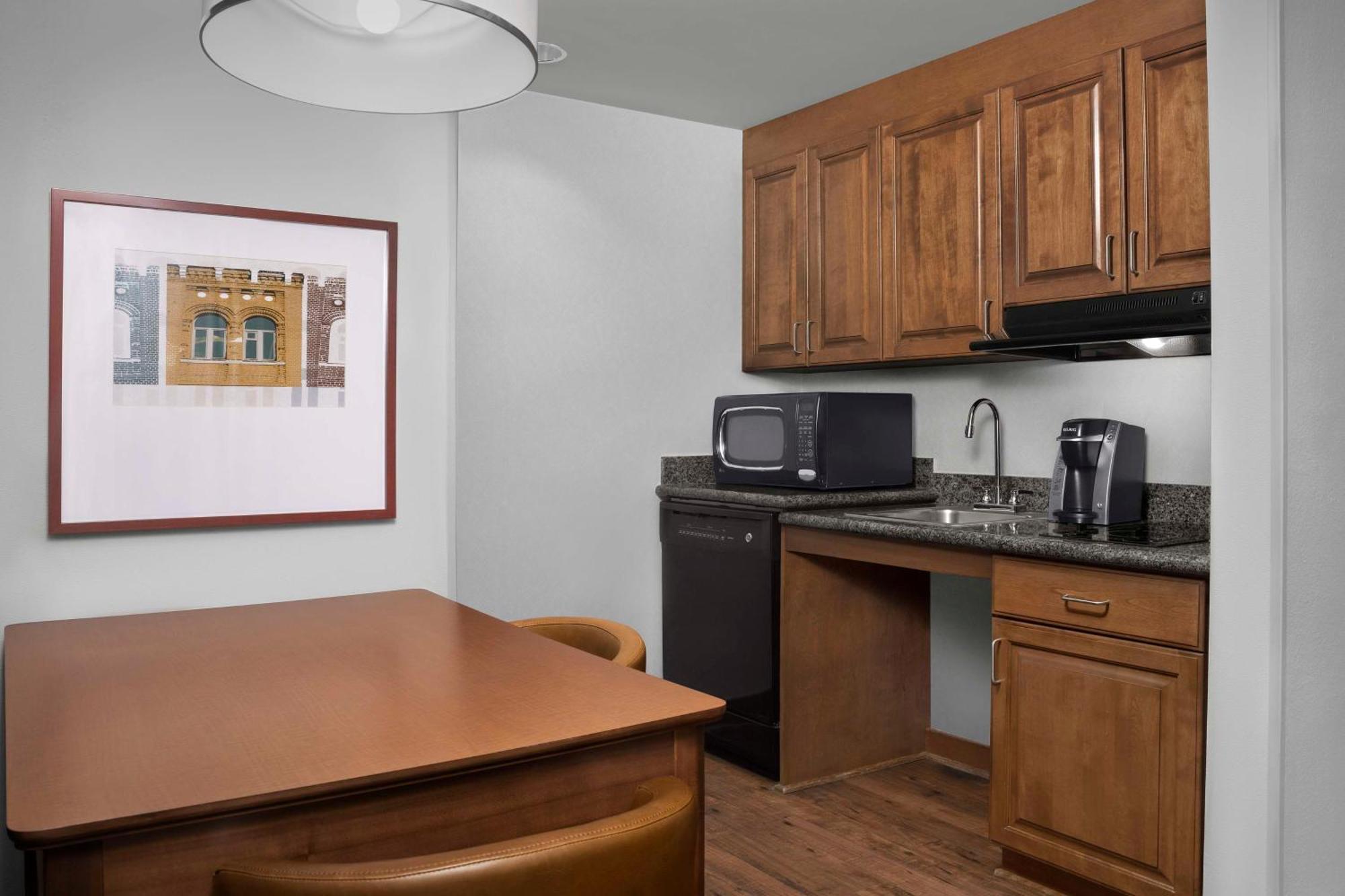 Homewood Suites By Hilton Omaha - Downtown Extérieur photo
