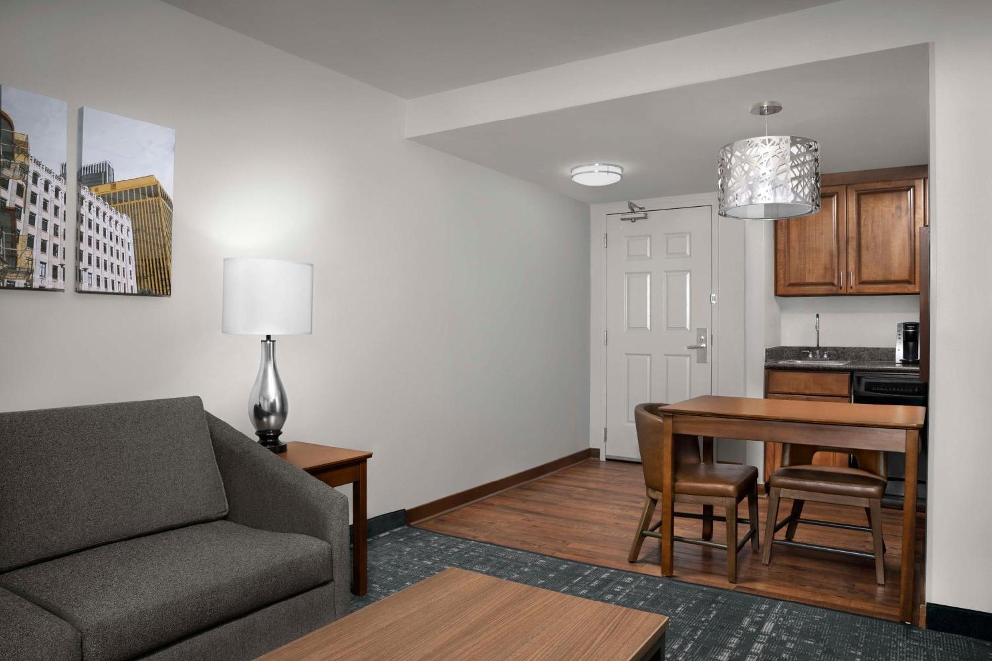 Homewood Suites By Hilton Omaha - Downtown Extérieur photo